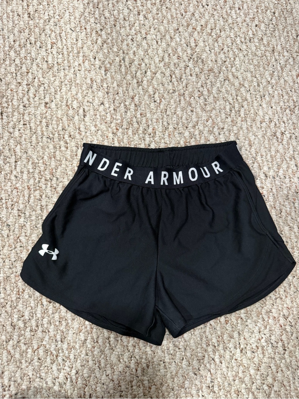 Under Armour Women’s Tech Play Up 3” Shorts black